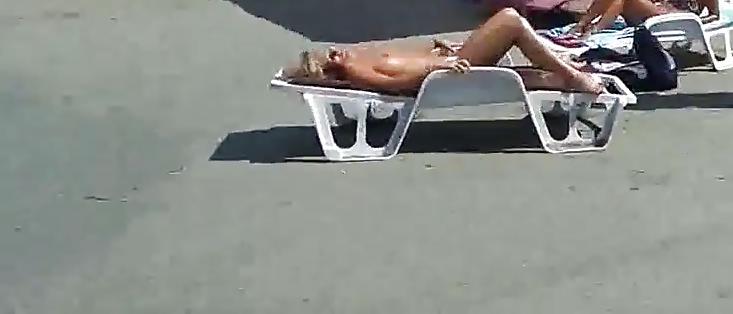 25P Spy sexy teens topless beach summer romanian