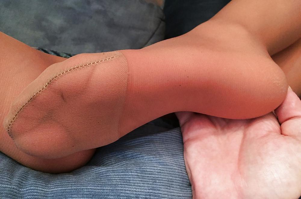 25P Wife's feet in Nylons - Samples 6