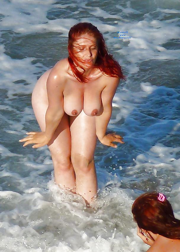 25P Bikini Beach Topless Sexy dressed 3