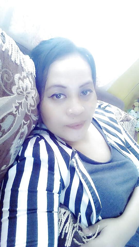 25P NN Malay Milf 3 - Dina