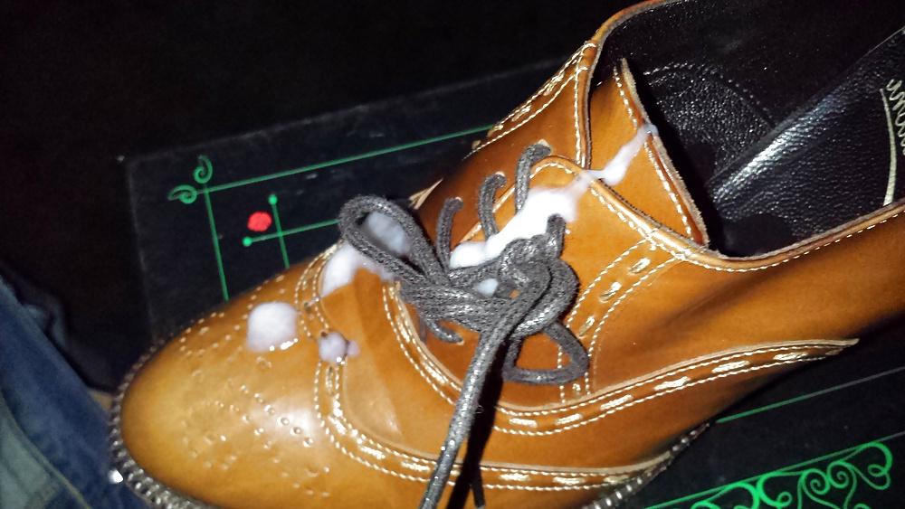6P Leather heels