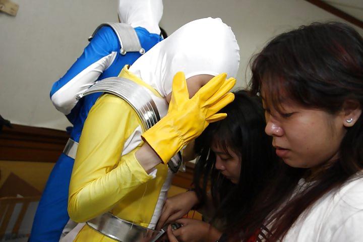 25P Indonesia Tokusatsu Cosplayers unmask(only woman)