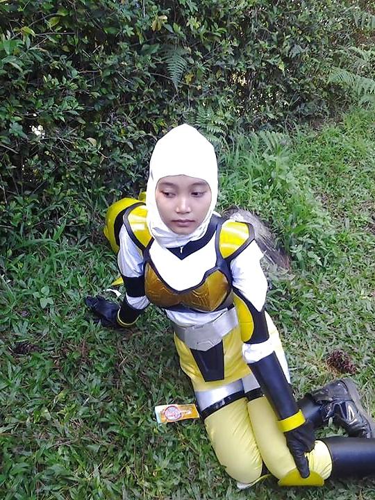 25P Indonesia Tokusatsu Cosplayers unmask(only woman)