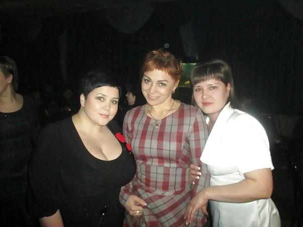 16P Busty Russian Woman 2113