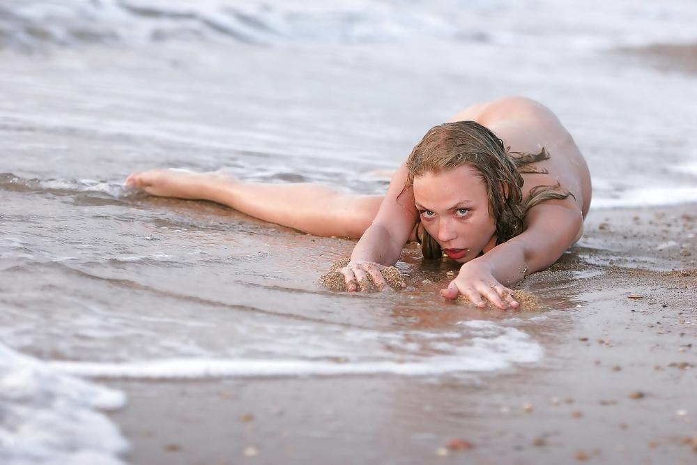 25P Polly - Blonde Teen at the Beach 4