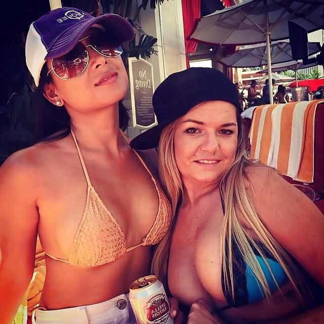 25P Sexy at the Beach