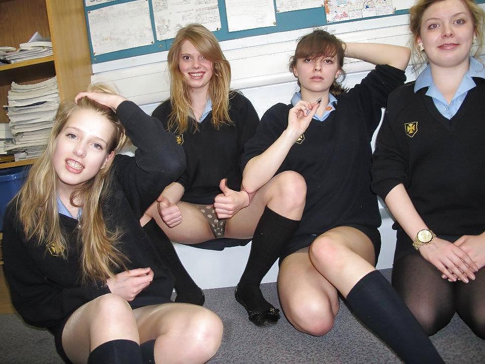 25P Amateur Pantyhose