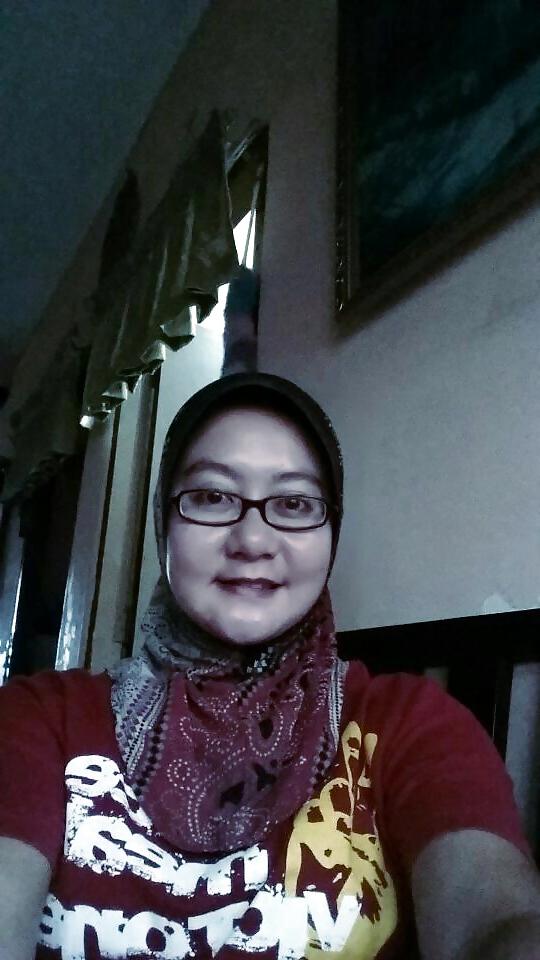 25P NN Malay Milf 2 -