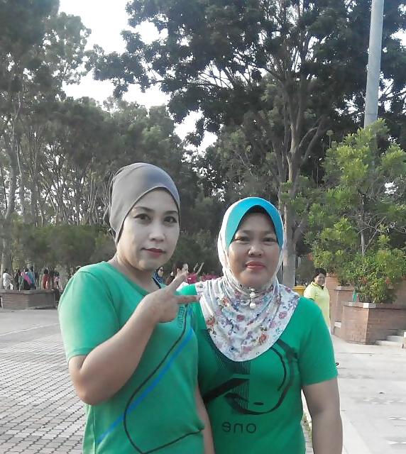 25P NN Malay Milf 4 - Tina