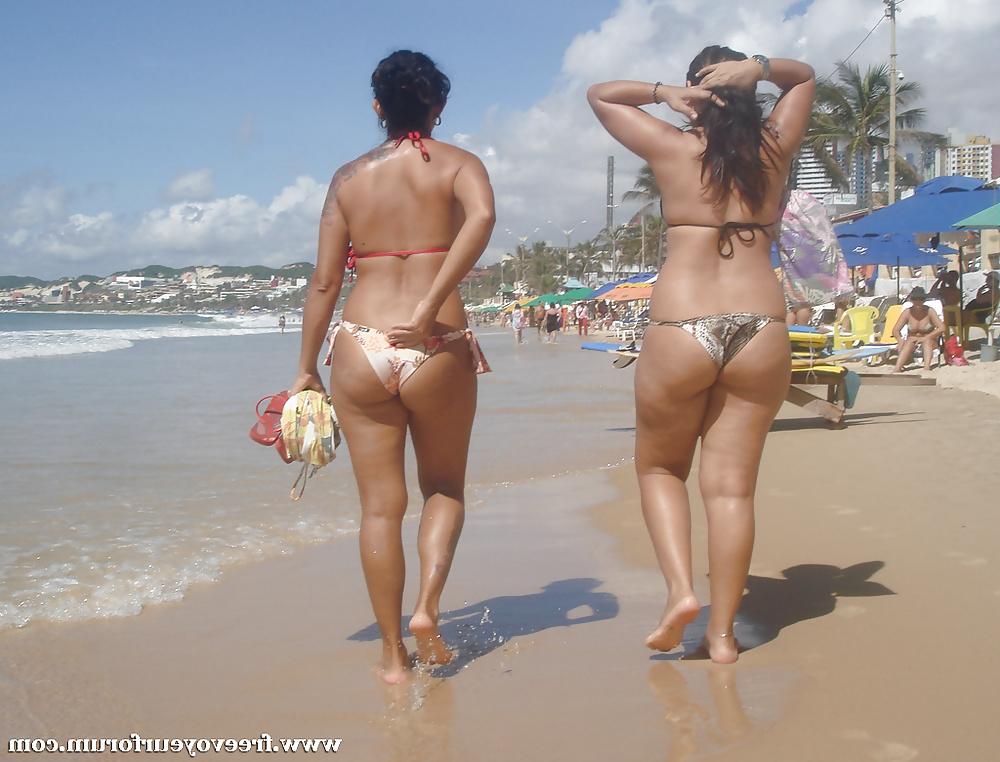 25P Beach asses