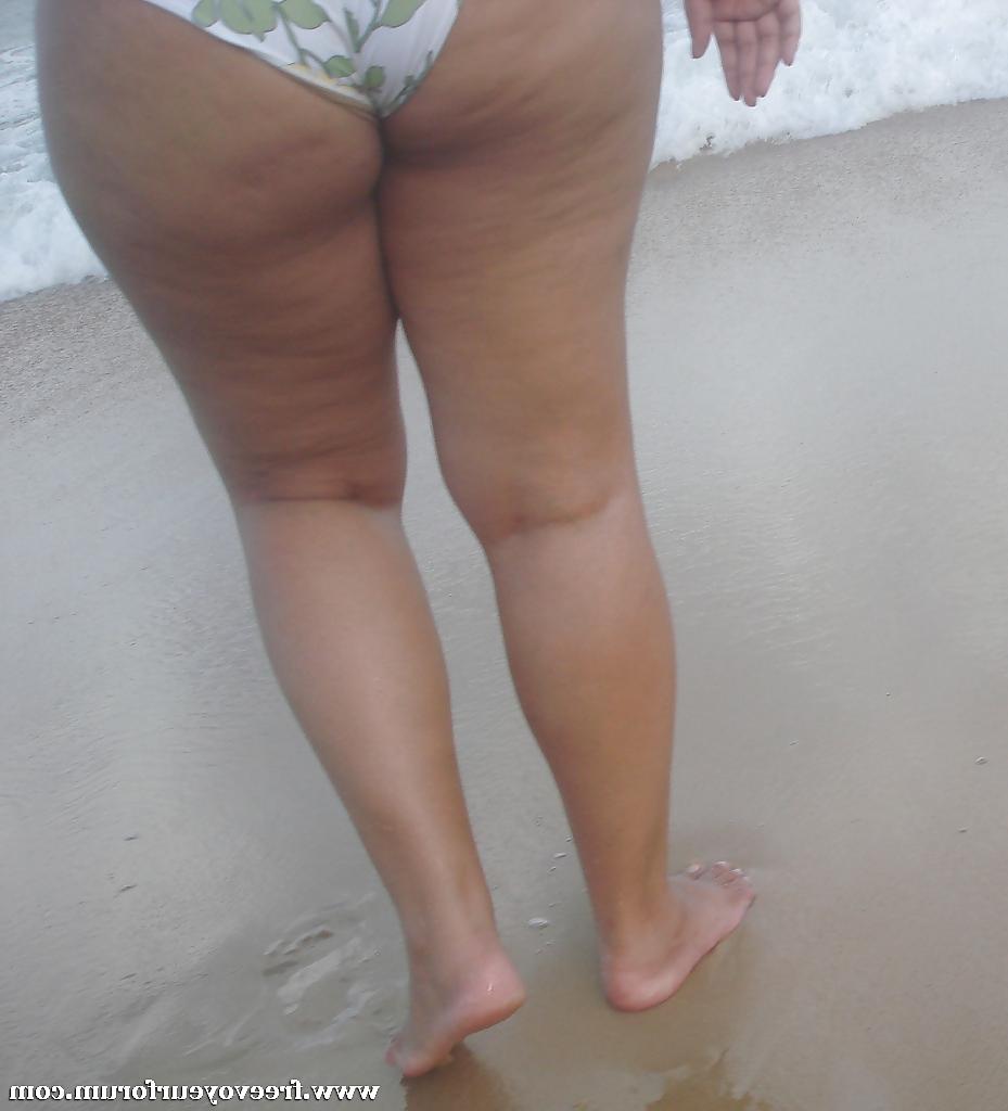 25P Beach asses
