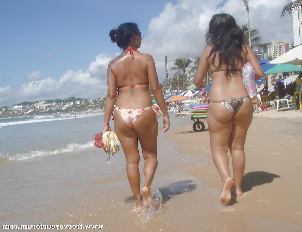 25P Beach asses
