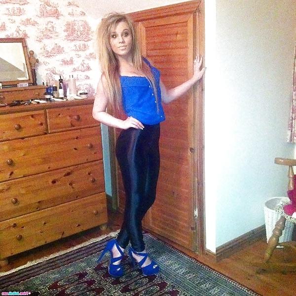 25P Sluts in Tight Pants! 20
