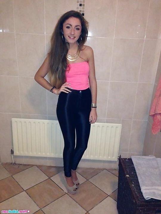25P Sluts in Tight Pants! 20
