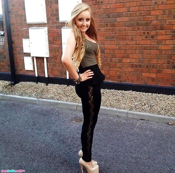 25P Sluts in Tight Pants! 20