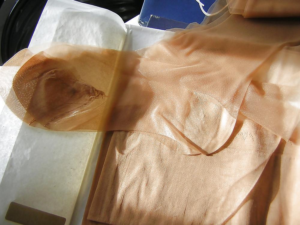 25P NYLONS!!!