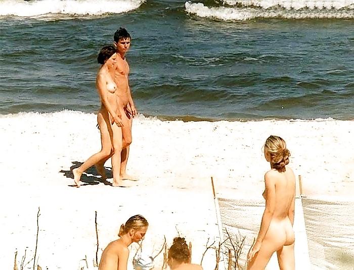 25P Girls, Beach and Pics Nudist Naturisten.