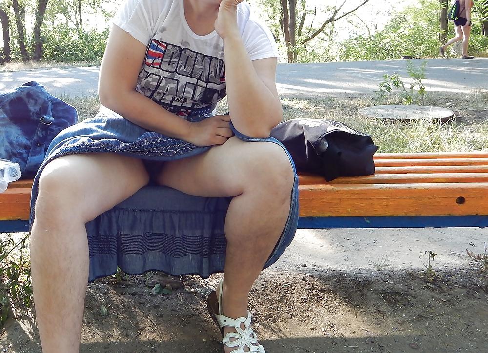 16P Hairy mature outdoor