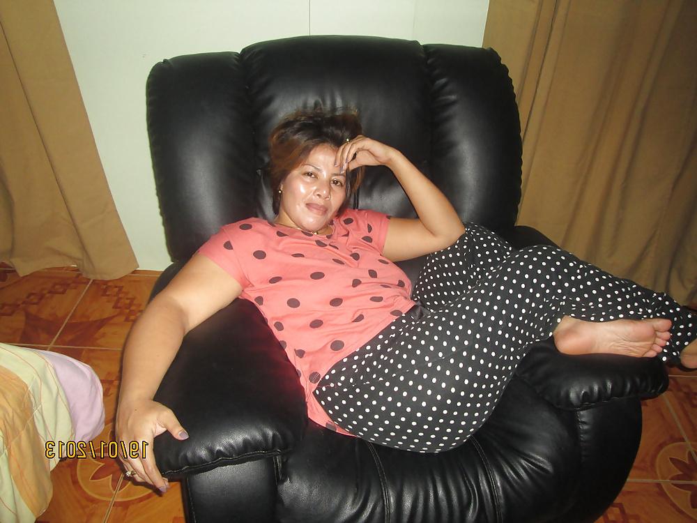 25P Brown woman 12