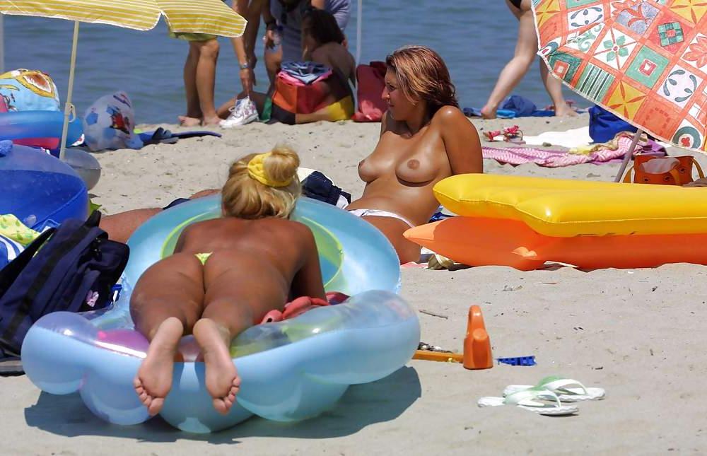 25P Beach Candid Mix Vol. 1