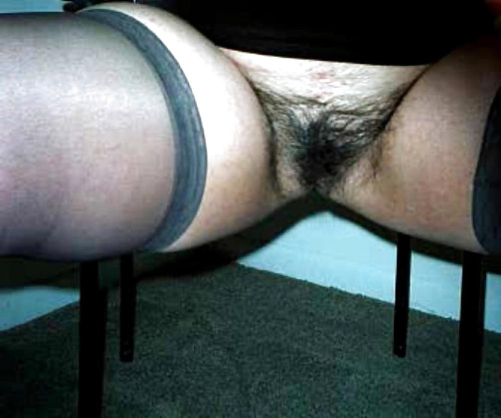 10P Hairy pussy with stockings