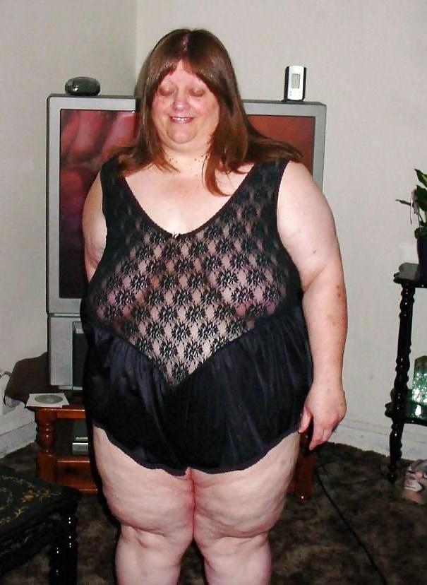 19P See-through clothing