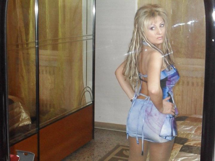 25P Bitch Milf Big Boobs and miniskirt