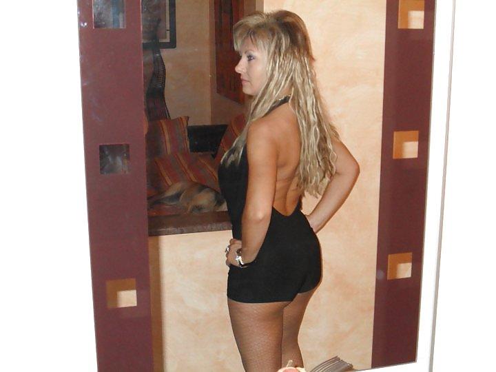 25P Bitch Milf Big Boobs and miniskirt