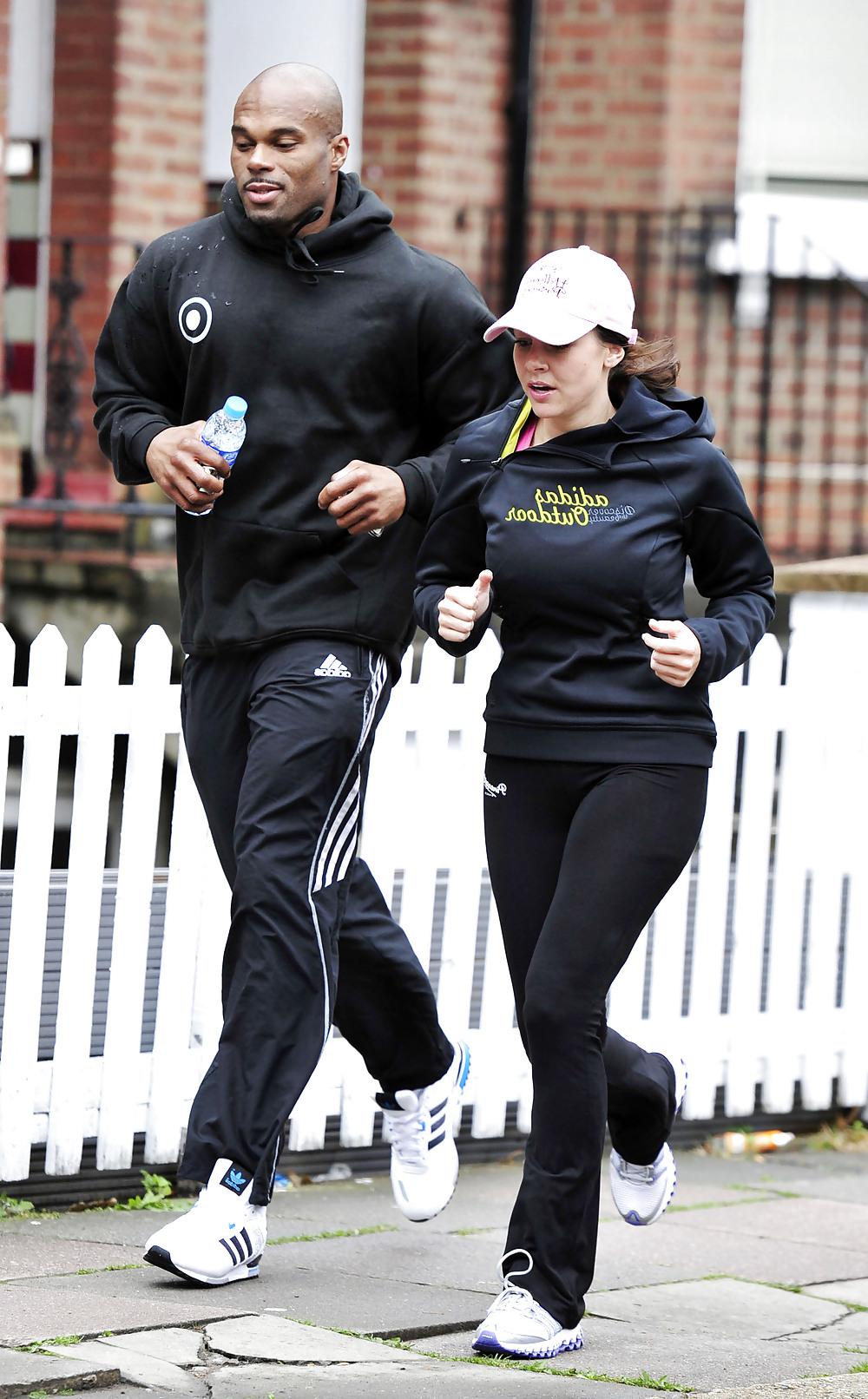 25P Imogen Thomas public workout in London