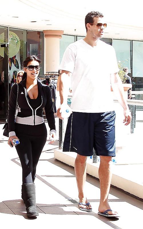 7P Kim Kardashian leaving a gym in Los Angeles