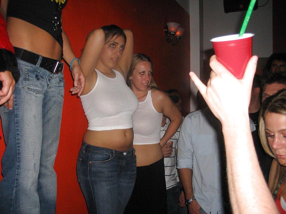 25P Amateur teens flashing