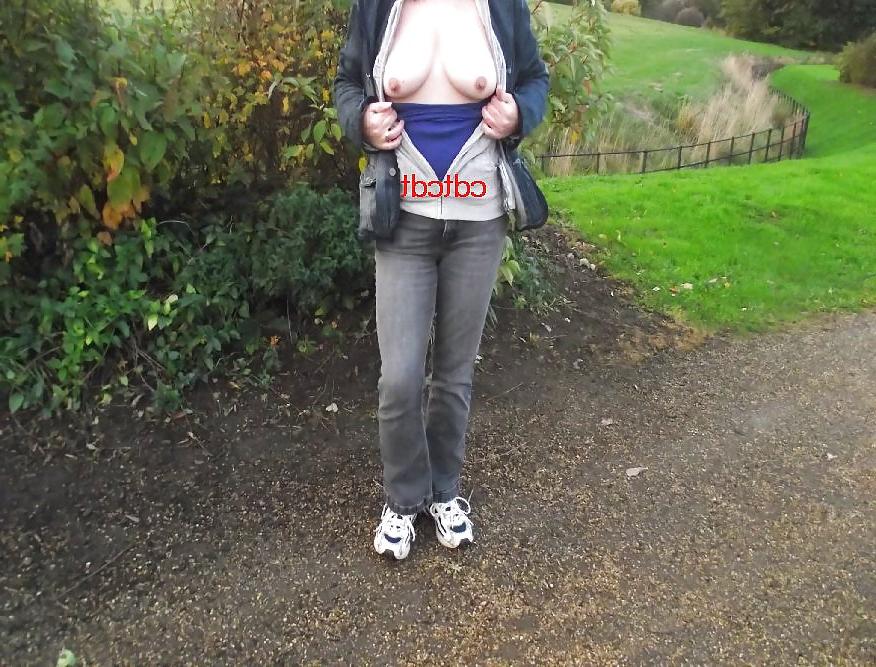 10P Flashing outdoors
