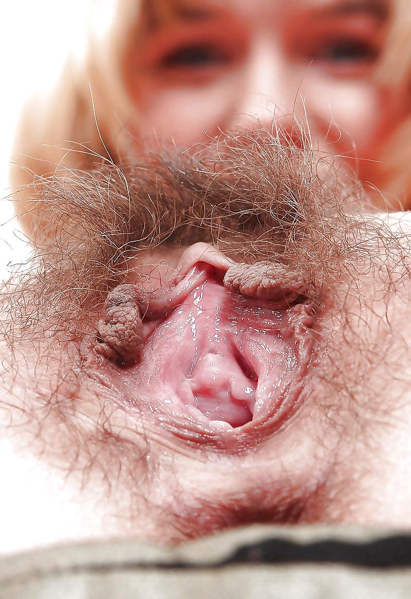 21P KEY - Hairy Women Pussy 03