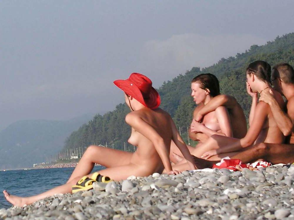 25P Come to my beach