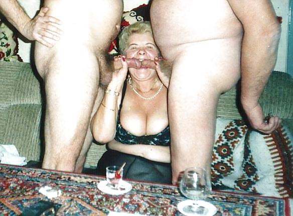 25P Grannies blowjob mIx 3