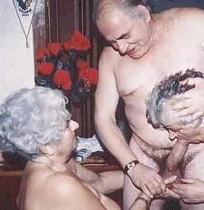 25P Grannies blowjob mIx 3