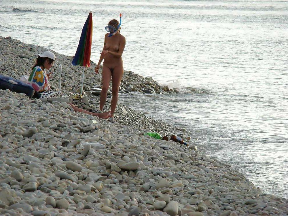 25P A good beach day