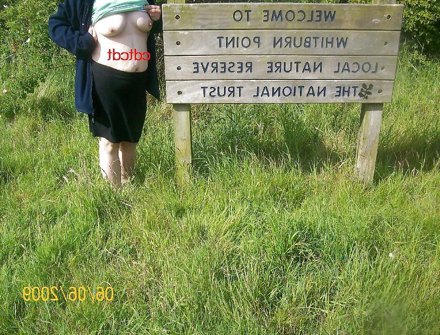 9P Flashing outdoors 2