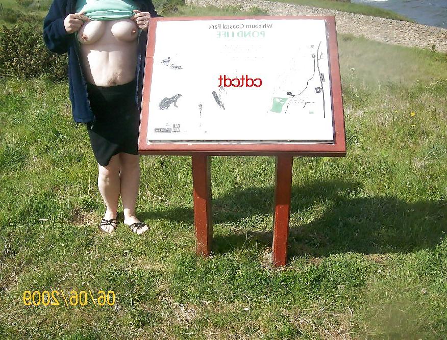 9P Flashing outdoors 2
