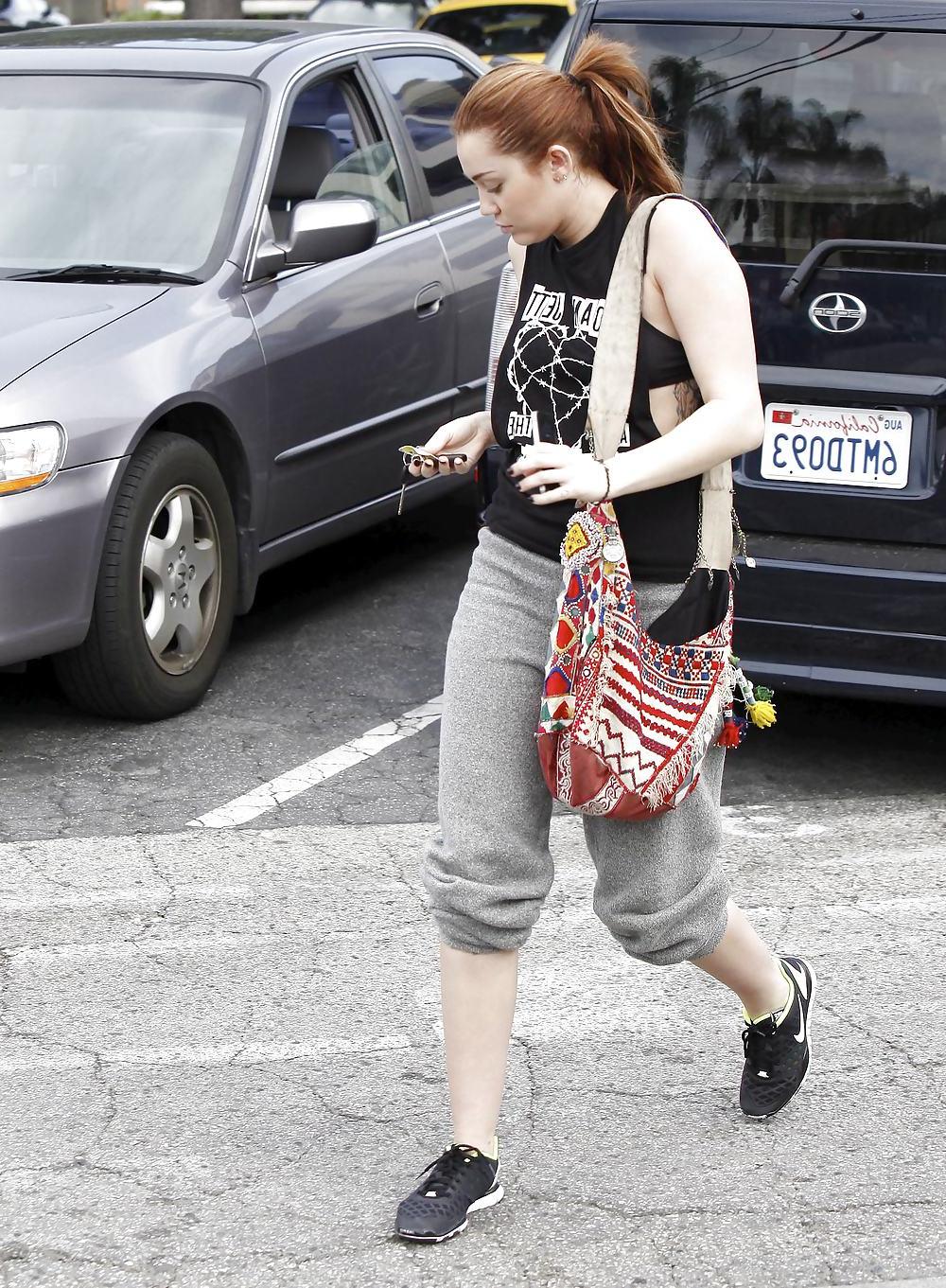 25P Miley Cyrus going to a gym in Toluca Lake