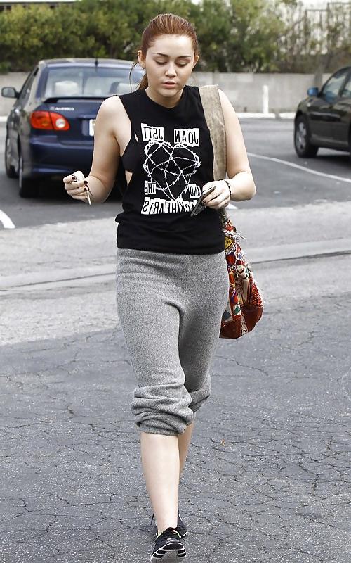 25P Miley Cyrus going to a gym in Toluca Lake