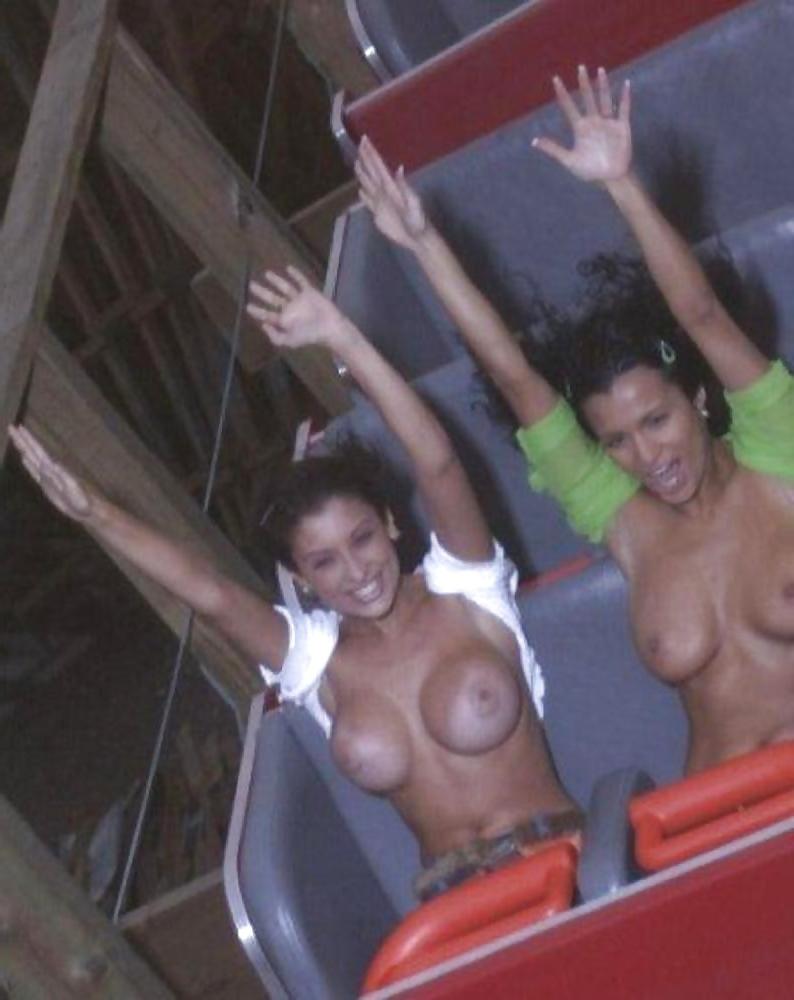 20P Boobie flash