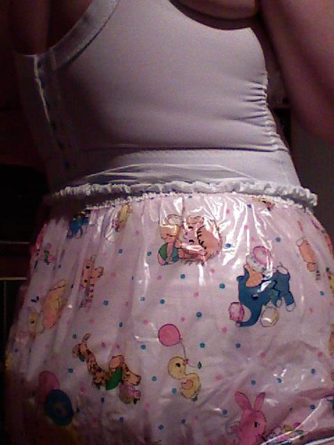 25P Mature Woman: Diaper& Pantyhose