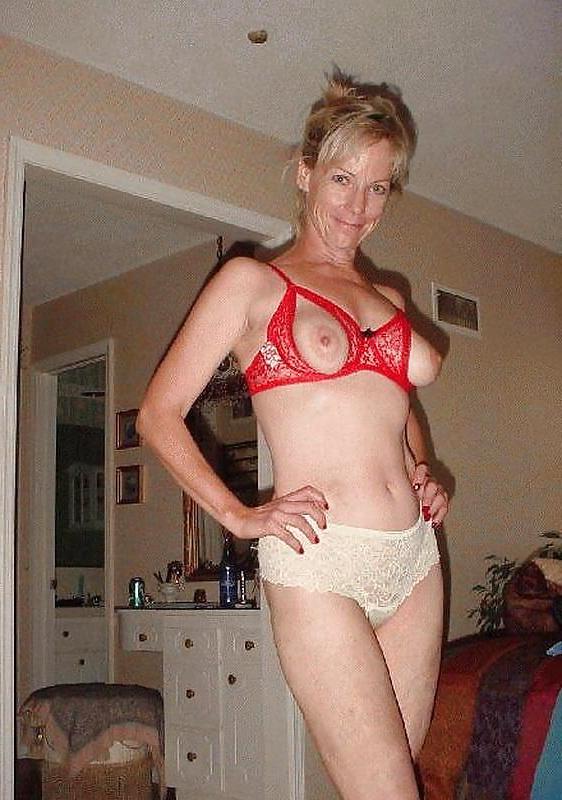 25P Matures milf housewives 70