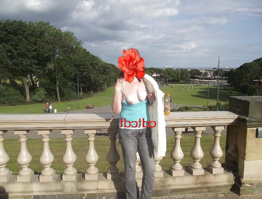 8P Flashing outdoors  12