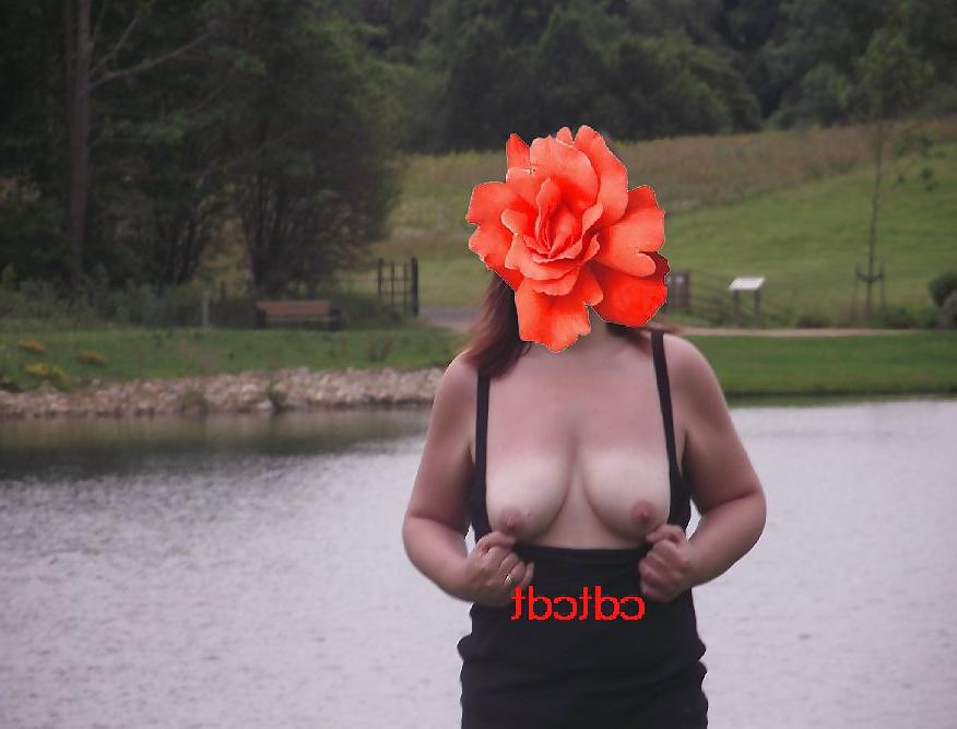 9P Flashing outdoors  11