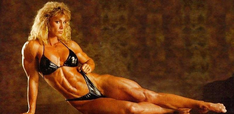 22P Beautiful Muscle Woman 3 By TROC