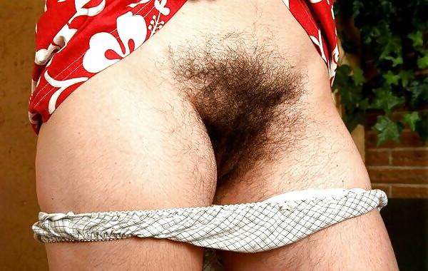 15P Hairy Caitlin