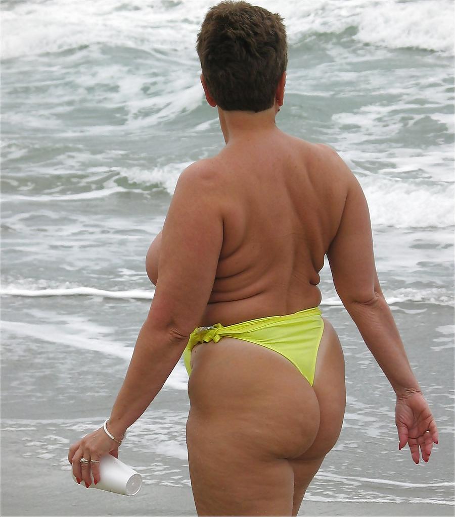 25P U.S. mature woman