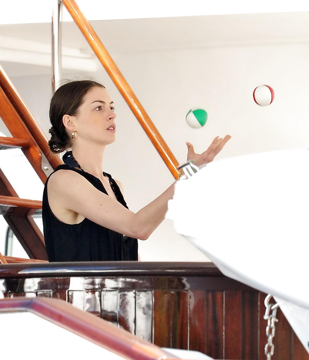 16P Anne Hathaway - Having fun on a yatch in Capri